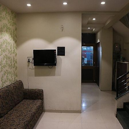 שירדי Hotel Shri Krishna מראה חיצוני תמונה